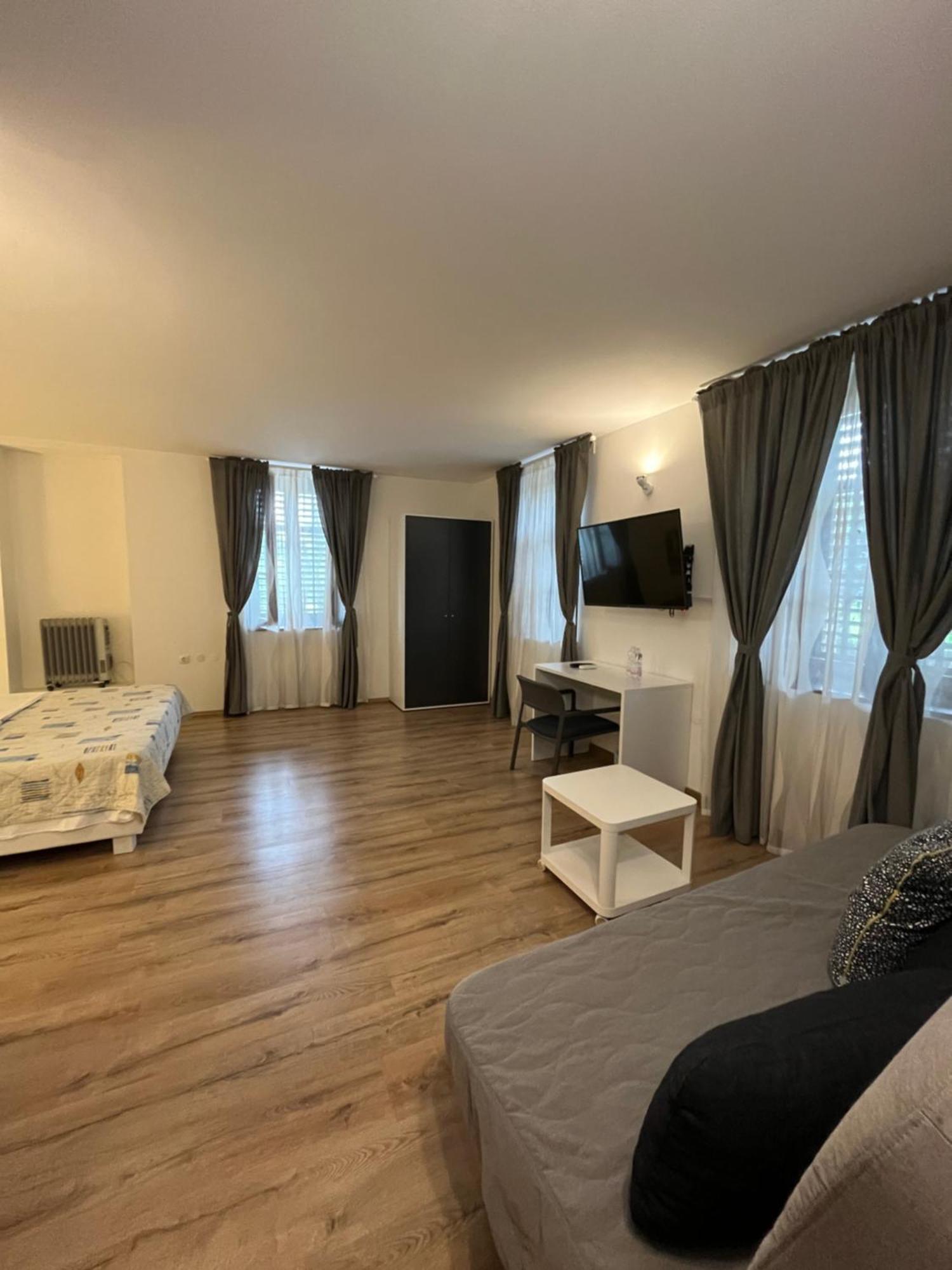 Hotel Paquito